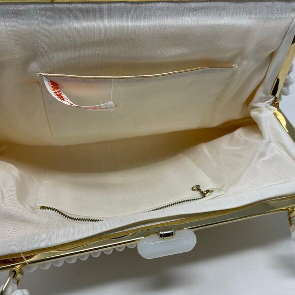Vintage La Regale White Plastic Pearl Beaded Handbag Purse 60s Regency MCM - Picture 11 of 14